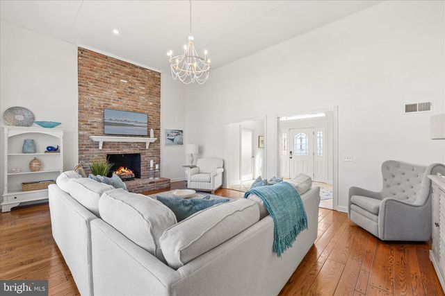 18 MALLARD DR E, Ocean Pines, MD 21811