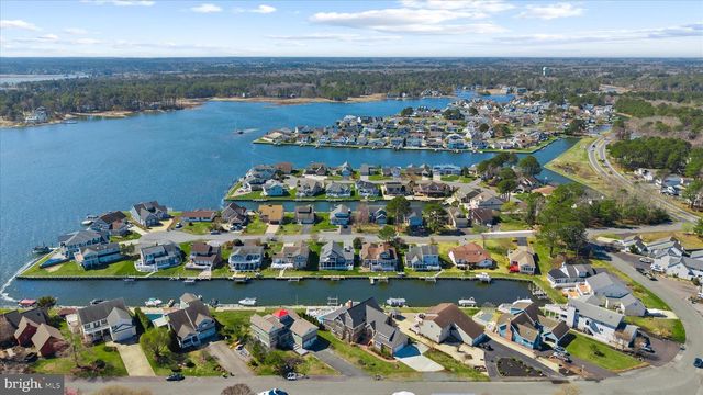 18 MALLARD DR E, Ocean Pines, MD 21811