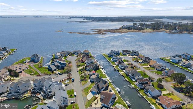 18 MALLARD DR E, Ocean Pines, MD 21811