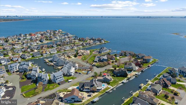 18 MALLARD DR E, Ocean Pines, MD 21811