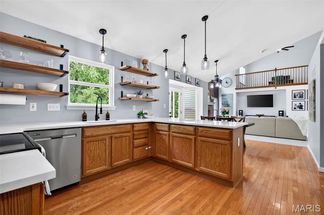 431 Scenic Drive, St Peters, MO 63376