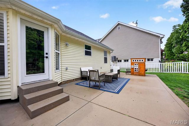 431 Scenic Drive, St Peters, MO 63376