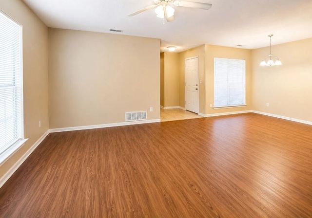 1915-1917 Spindletop Drive, Duncanville, TX 75137