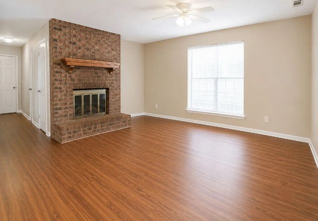 1915-1917 Spindletop Drive, Duncanville, TX 75137