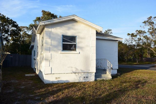 4701 17TH AVENUE S, St Petersburg, FL 33711