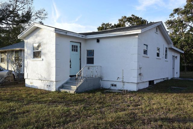 4701 17TH AVENUE S, St Petersburg, FL 33711