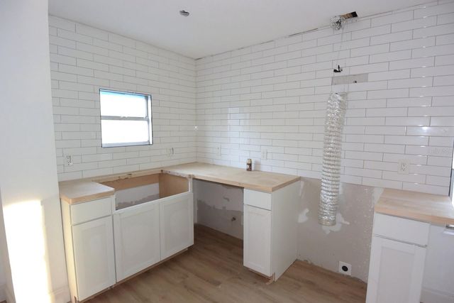 4701 17TH AVENUE S, St Petersburg, FL 33711