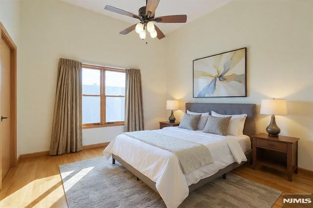 210 Pavonia Avenue, Jersey City, NJ 07302