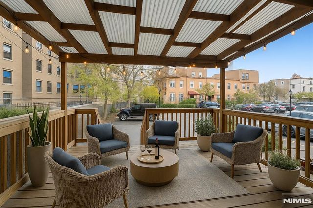 210 Pavonia Avenue, Jersey City, NJ 07302