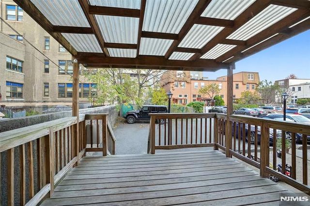 210 Pavonia Avenue, Jersey City, NJ 07302