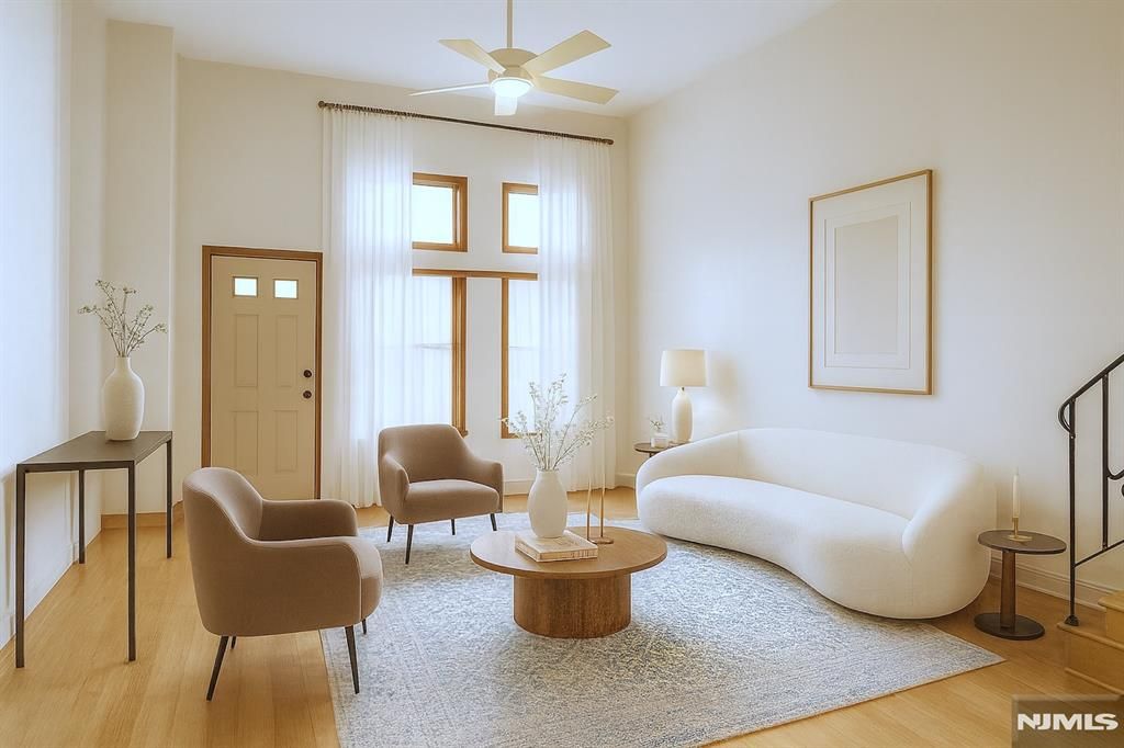 210 Pavonia Avenue, Jersey City, NJ 07302