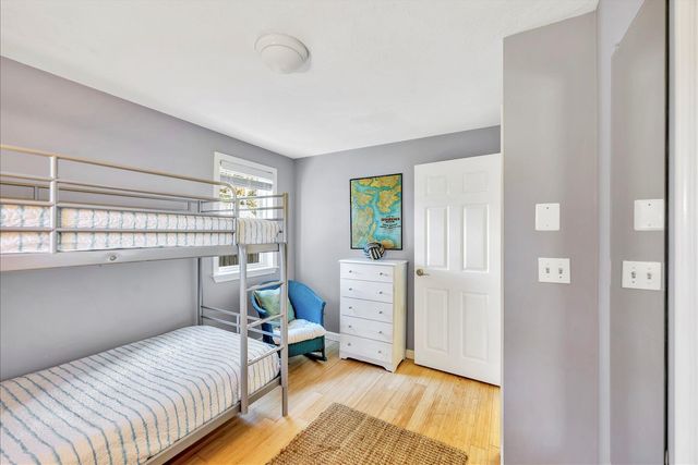 58 Orrs Avenue, Hyannis, MA 02601