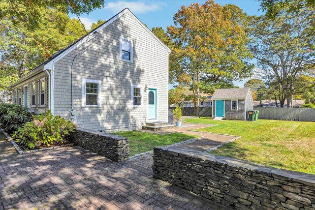 58 Orrs Avenue, Hyannis, MA 02601