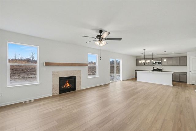 2231 Champion Lane, Burton, MI 48519