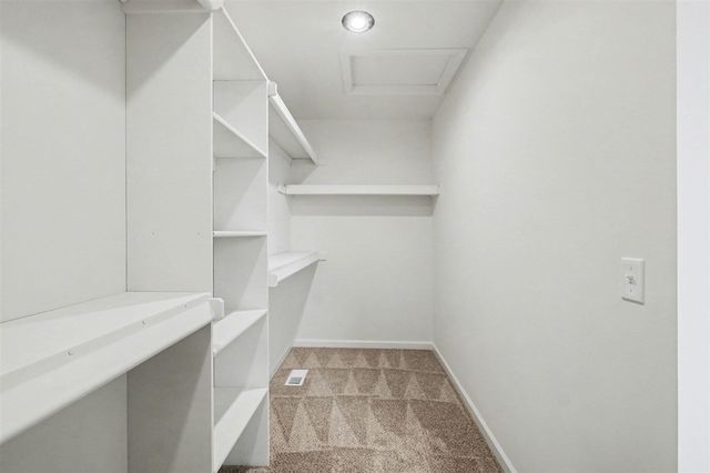 2231 Champion Lane, Burton, MI 48519