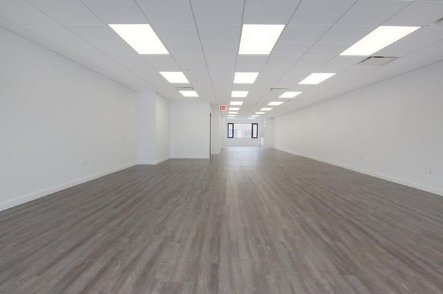 18-31 42nd Street, Astoria, NY 11103