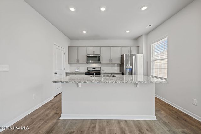 1007 Kellie Court, New Bern, NC 28562