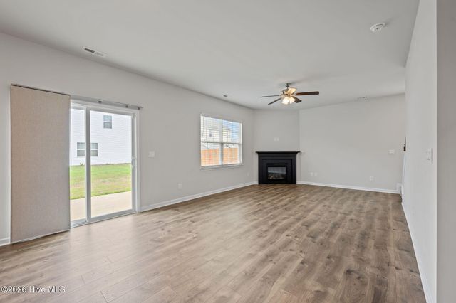 1007 Kellie Court, New Bern, NC 28562