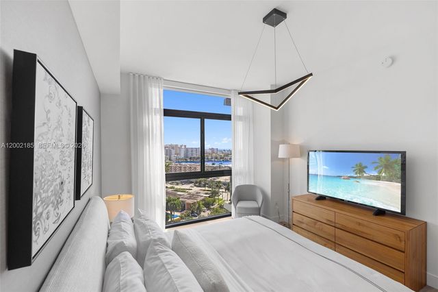 101 Diplomat Pkwy 908, Hallandale Beach, FL 33009