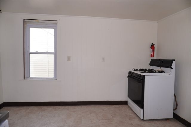 3200 Rothpletz Street, Brighton Heights, PA 15212