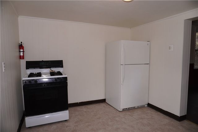 3200 Rothpletz Street, Brighton Heights, PA 15212