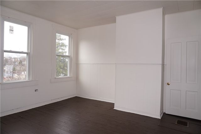 3200 Rothpletz Street, Brighton Heights, PA 15212