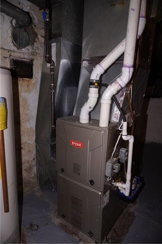 3200 Rothpletz Street, Brighton Heights, PA 15212