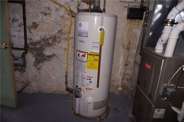 3200 Rothpletz Street, Brighton Heights, PA 15212