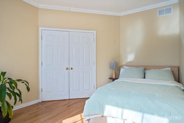 45 Cortland Drive, East Brunswick, NJ 08816