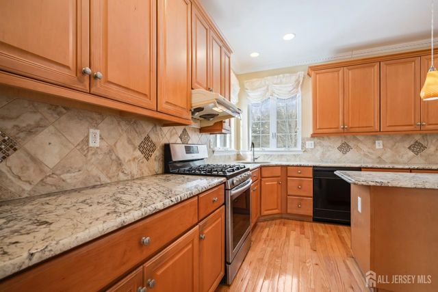 45 Cortland Drive, East Brunswick, NJ 08816