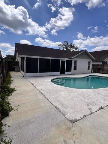 2070 SARAH LOUISE DRIVE, Brandon, FL 33510