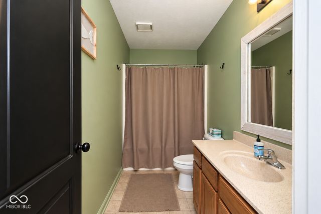 1394 Windborne Lane, Greenwood, IN 46143