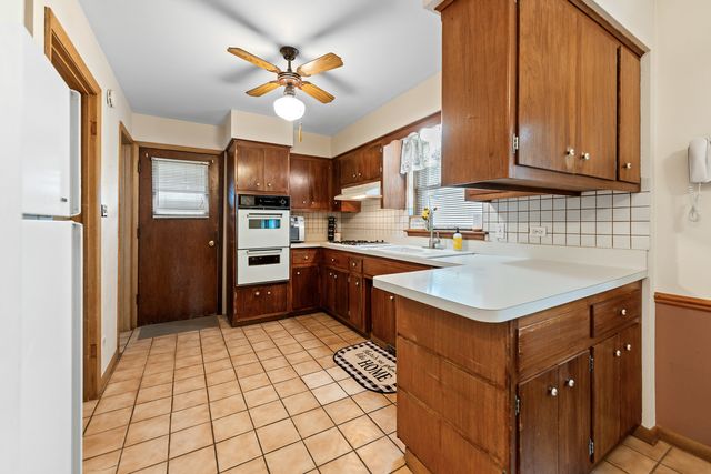 10724 Lawler Avenue, Oak Lawn, IL 60453