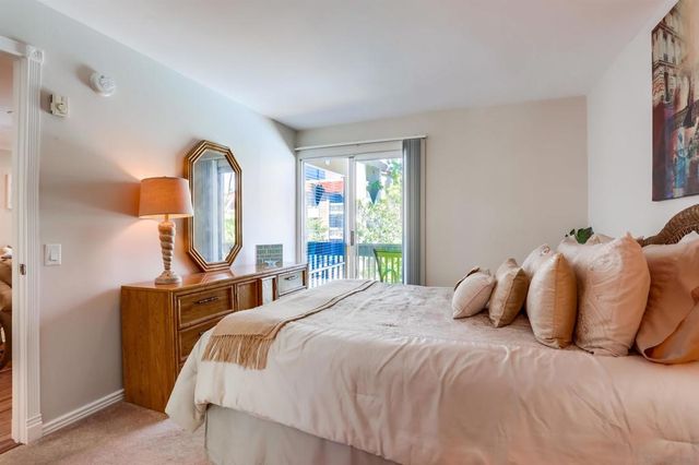 1775 Diamond St 220, San Diego, CA 92109