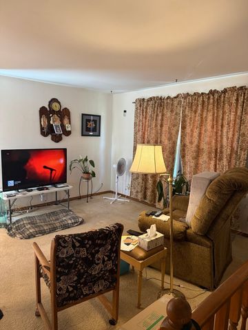 6 Marlin Drive, Oswego, IL 60543