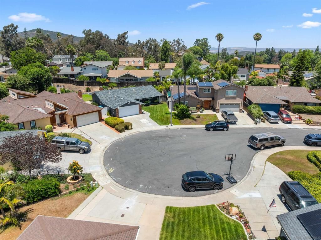 Image 5 of property listing at 8754 Joeve Ct., San Diego, CA 92119