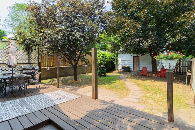 147 Lawson Avenue E, Saint Paul, MN 55117