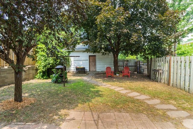 147 Lawson Avenue E, Saint Paul, MN 55117