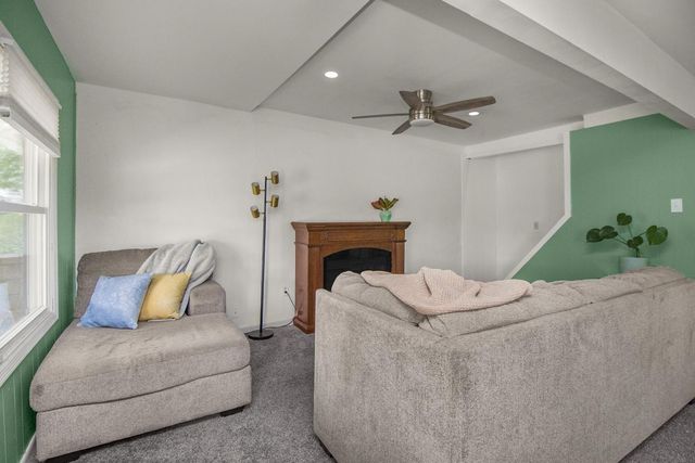 147 Lawson Avenue E, Saint Paul, MN 55117