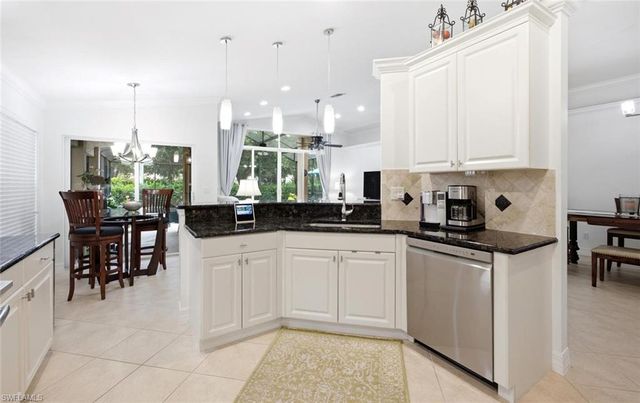 1997 Isla De Palma CIR, Naples, FL 34119