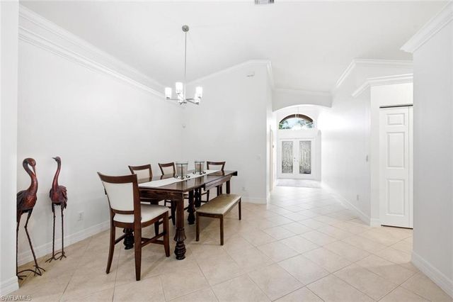 1997 Isla De Palma CIR, Naples, FL 34119