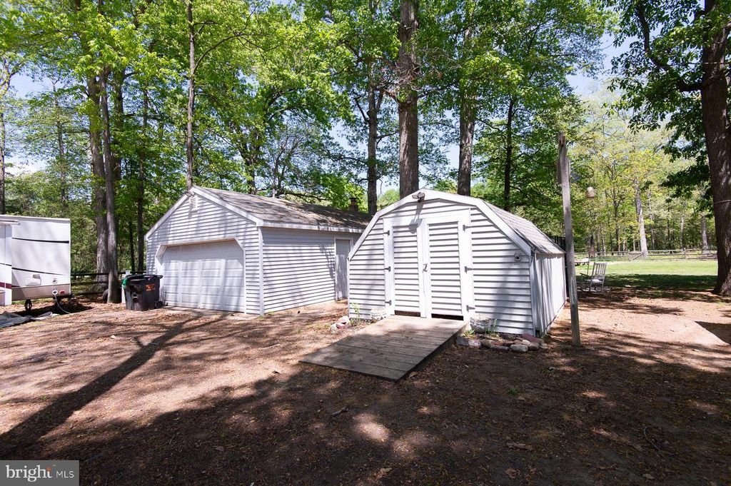 Image 25 of property listing at 22650 TANYARD RD, Preston, MD 21655