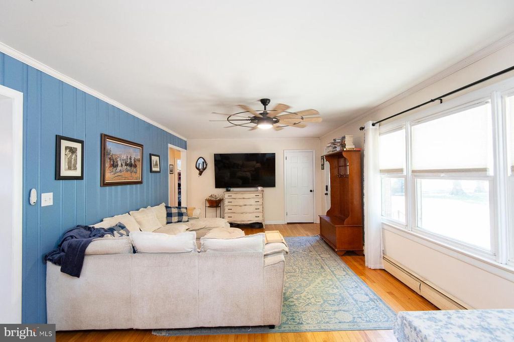 Image 4 of property listing at 22650 TANYARD RD, Preston, MD 21655