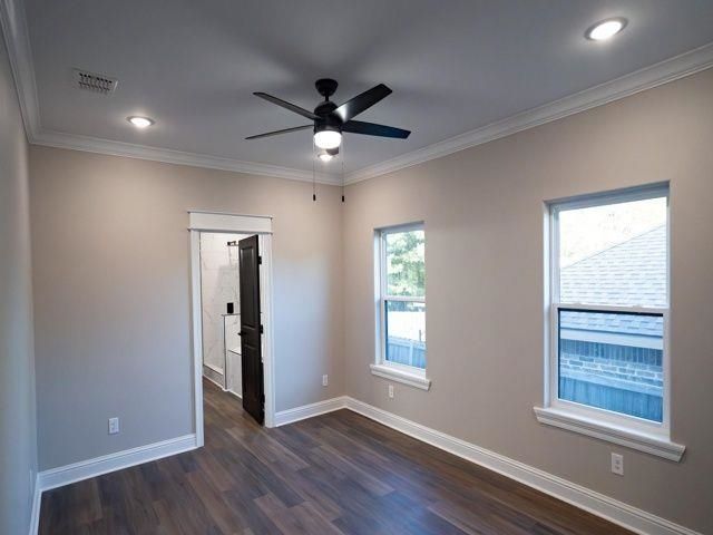 703 Bluebonnet Ln, Marshall, TX 75672