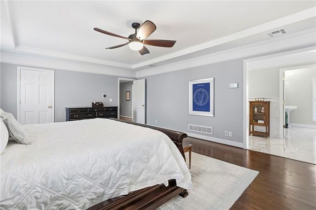 4600 W 126th Street, Leawood, KS 66209