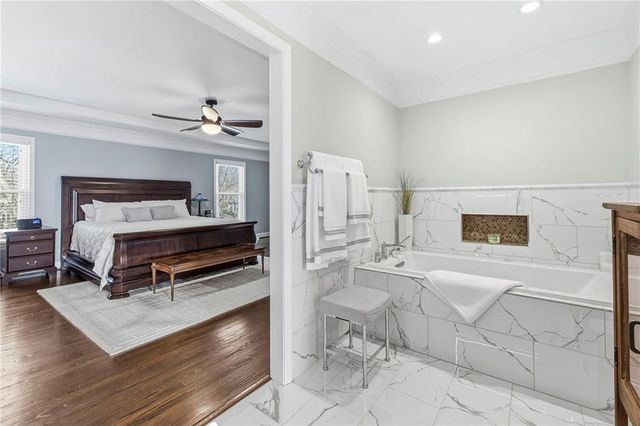 4600 W 126th Street, Leawood, KS 66209