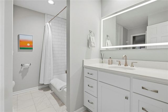 4600 W 126th Street, Leawood, KS 66209