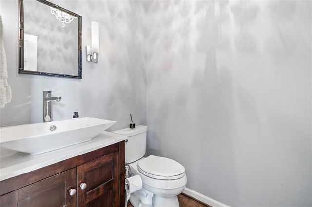 4600 W 126th Street, Leawood, KS 66209