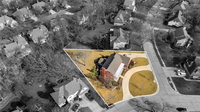 4600 W 126th Street, Leawood, KS 66209