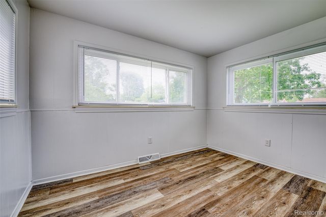 585 Olds Street, Ypsilanti, MI 48198